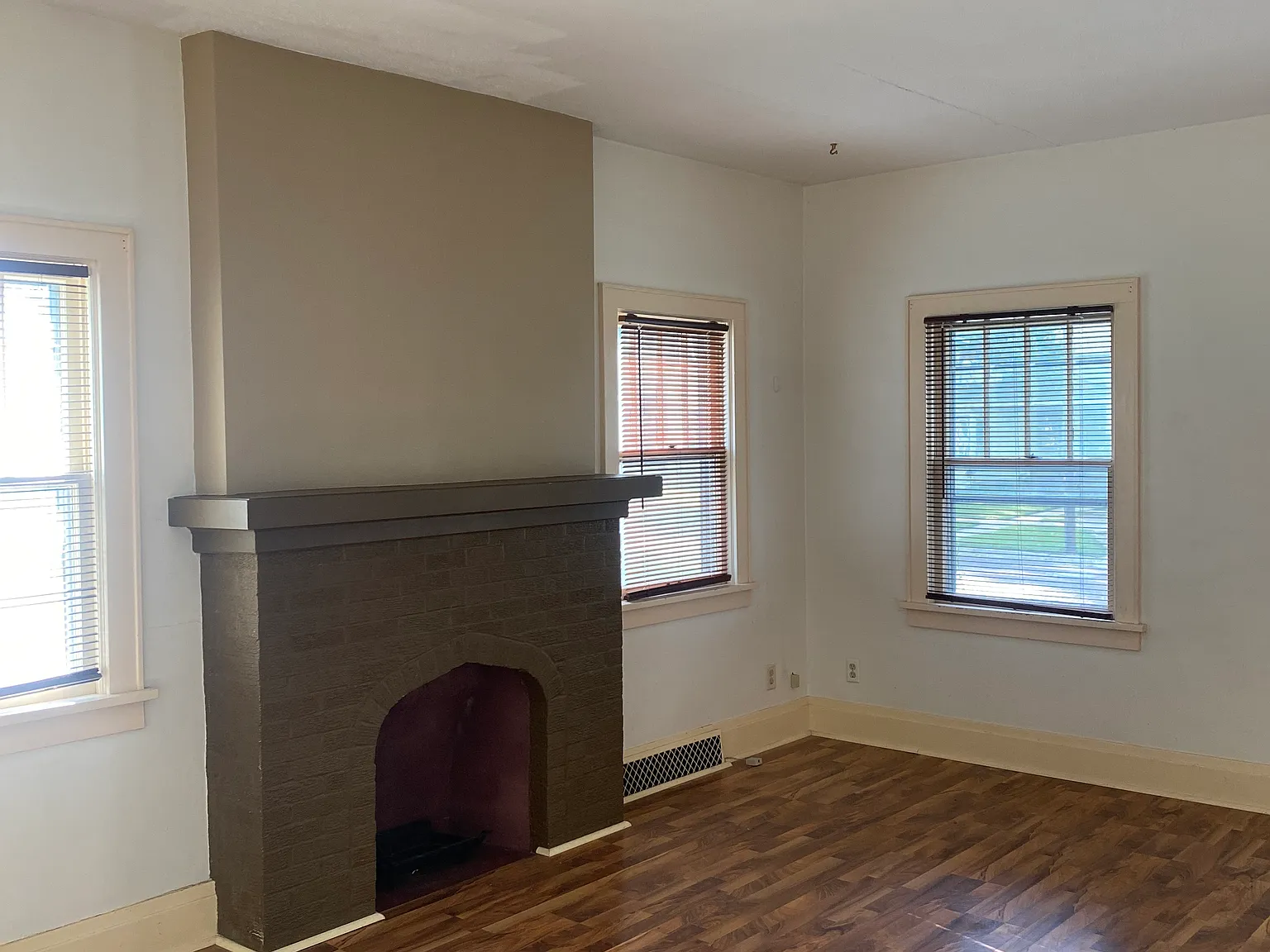 3 bed, 1829 sqft, $1,150 — Photo 3