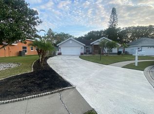 7108 52nd Dr E, Bradenton, FL 34203