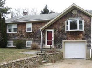 67 Bayfield Dr, South Kingstown, RI 02879