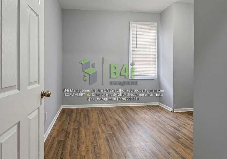 663 Williams St — Photo 10