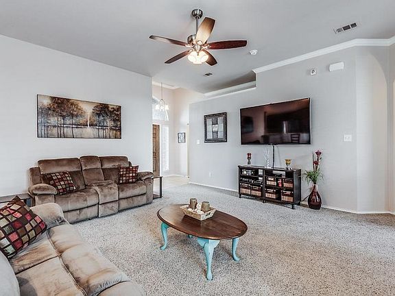 5th image of 116 Courtney Cir