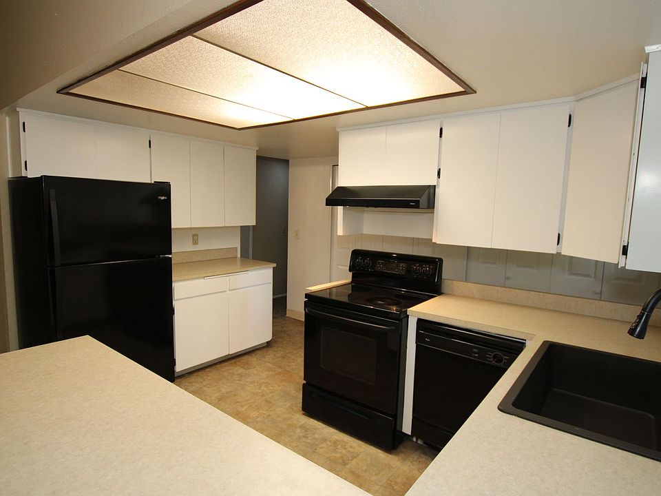 1st image of 6819 Hunt St NW #B