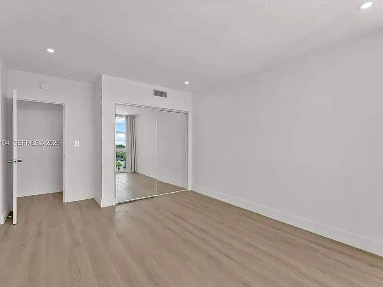 2451 Brickell Ave #6N — Photo 10