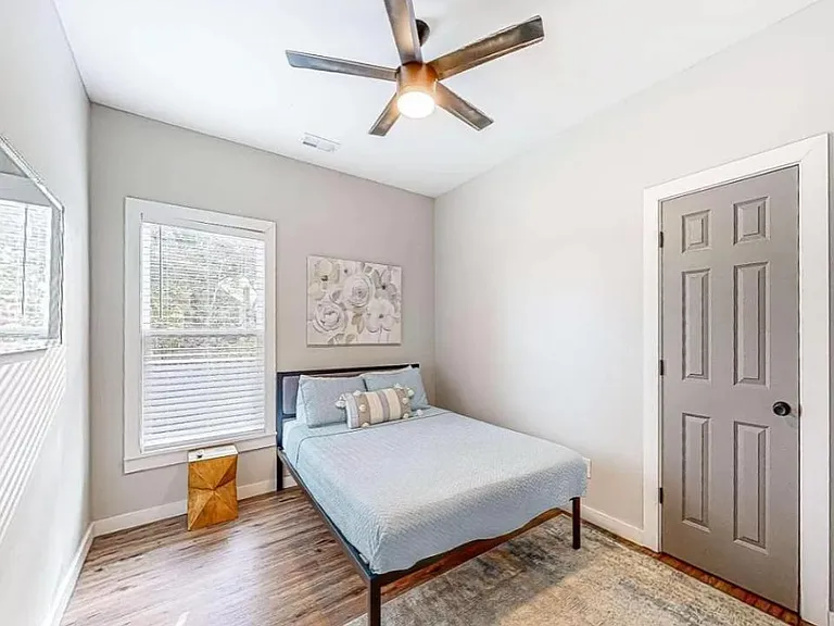 5 Evelyn Way NW #A — Photo 8