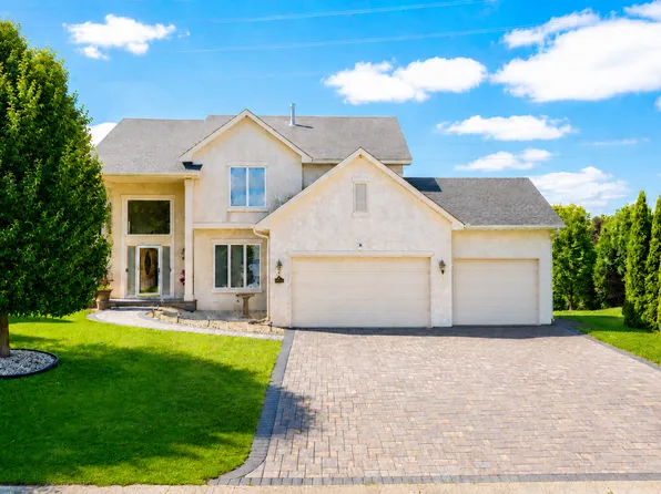 3501 Daylily Ave N, Brooklyn Park, MN 55443