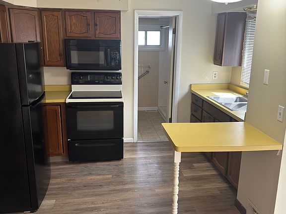 4th image of 70 High St #2