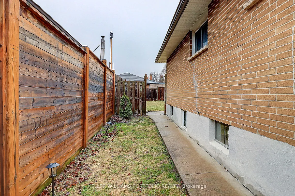 Building Photo - 962 Willowdale Ave #LOWER LEVEL