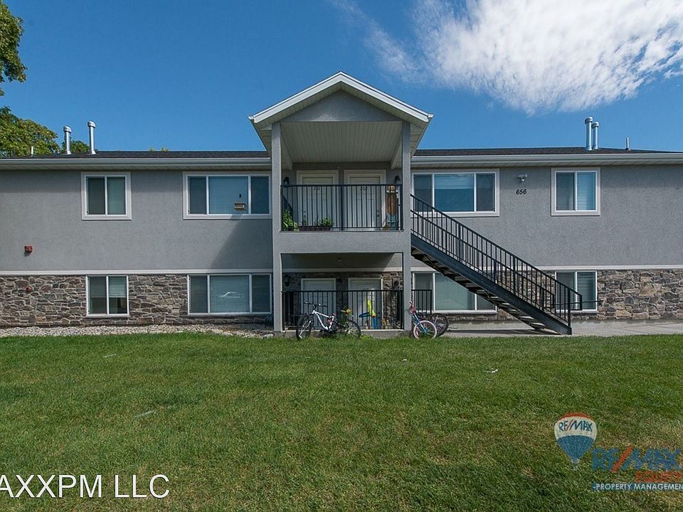 1st image of 674 W Meadow Dr APT 102