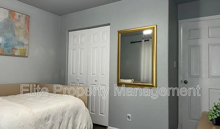1150 S Los Charros Dr — Photo 12