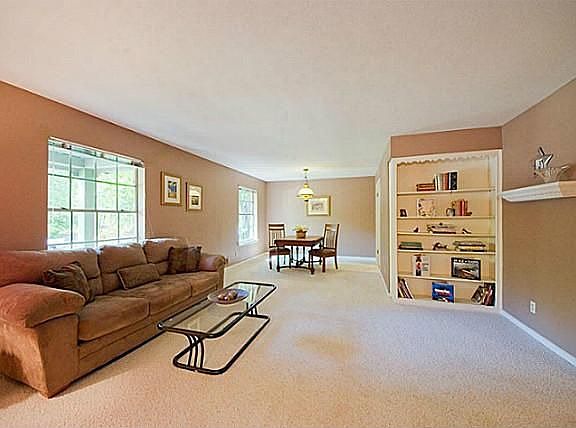 2nd image of 11716 Dixfield Dr