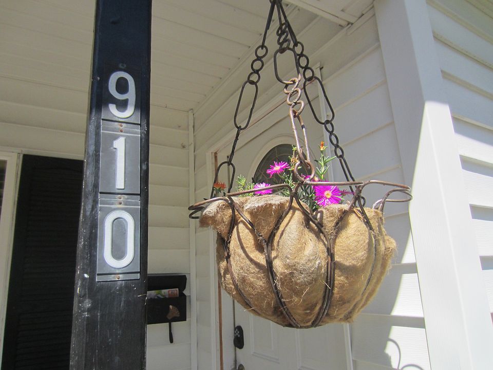 2nd image of 910 Duval Ct