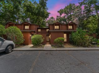 917 SW 56th Ter, Gainesville, FL 32607