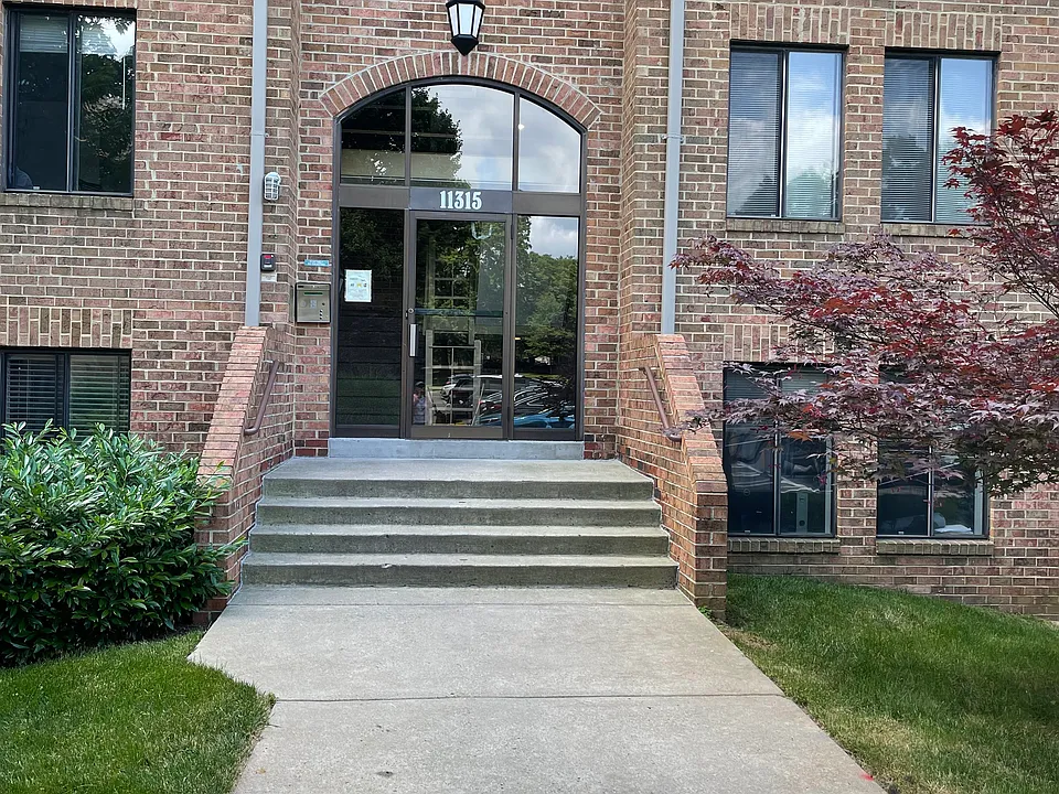 11315 Commonwealth Dr #104