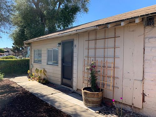 4th image of 222 Santa Cruz Ave #19