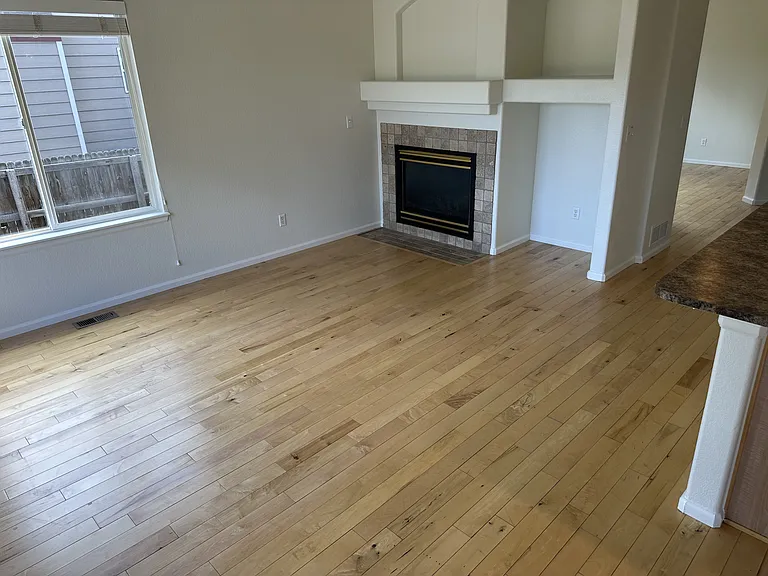 2573 Betts Cir — Photo 6