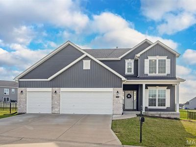 100 Edgewater Ct, Moscow Mills, MO, 63362