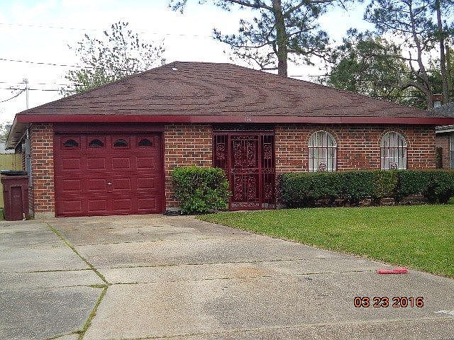 1st image of 136 Dianne Dr