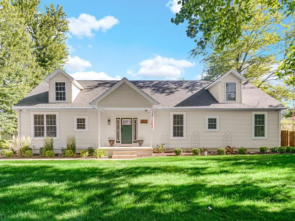 6927 S State Road 10, Knox, IN 46534