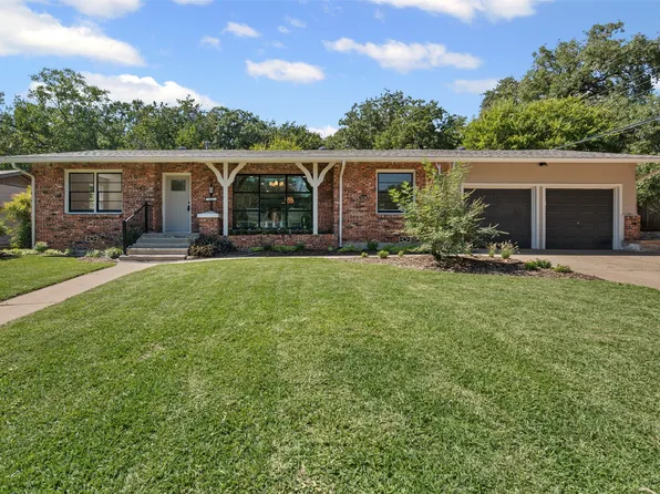 545 Hurstview Dr, Hurst, TX 76053