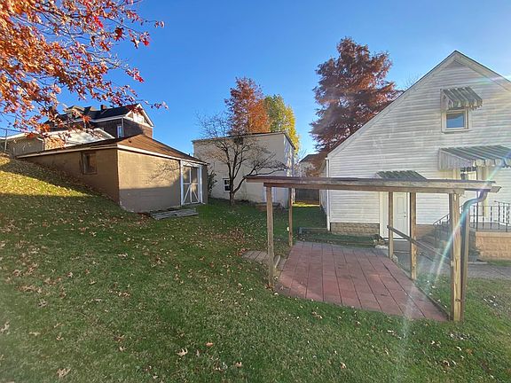 3rd image of 1014 WEAVER AVE
