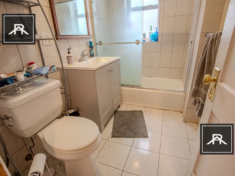 69 Thatcher St #301 — Photo 6
