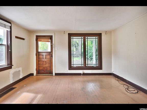 4th image of 1011 E Kensington Ave