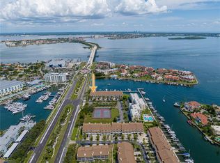 107 Yacht Club Ln, Tierra Verde, FL 33715