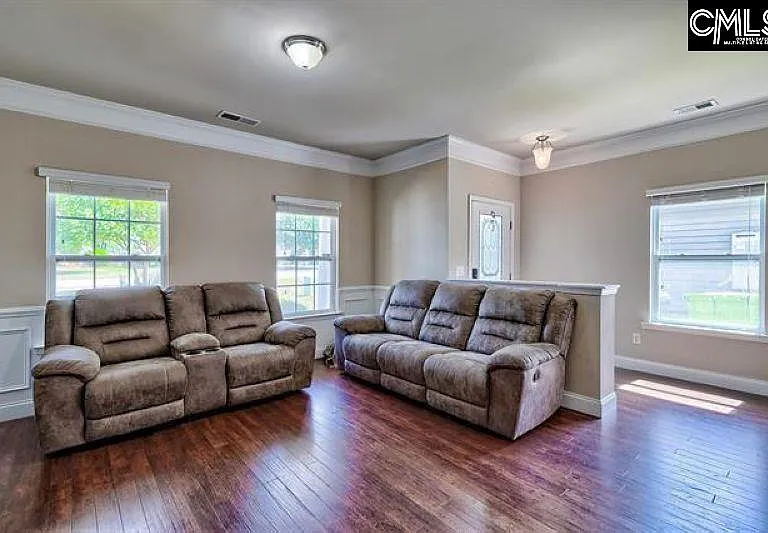 135 Fox Squirrel Cir — Photo 4