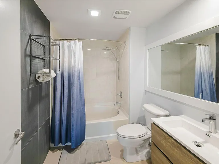 18800 NE 29th Ave #704 — Photo 16