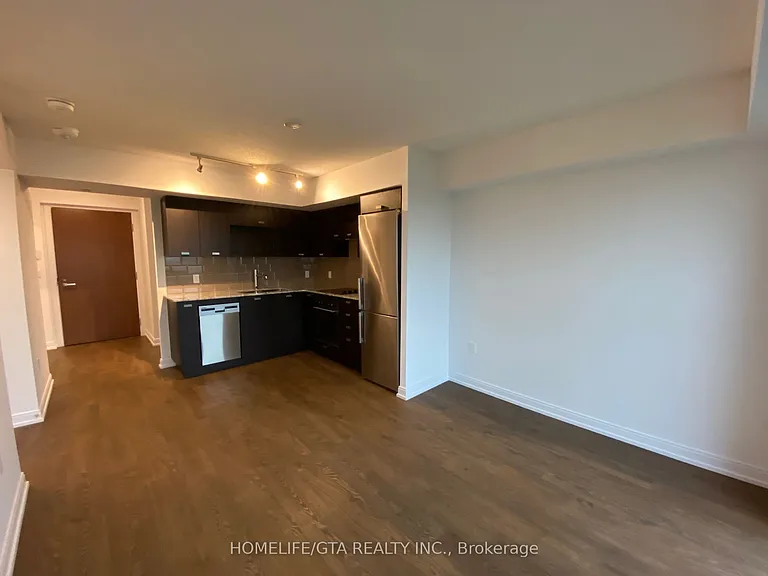 275 Village Green Sq #2120 — Photo 8