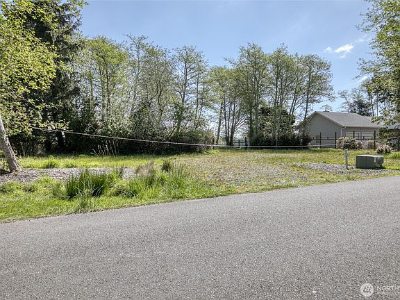 3rd image of 308 & 312 Olympic View Avenue NE