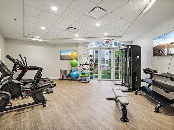 5th image of 2853 W Commercial Blvd #172B
