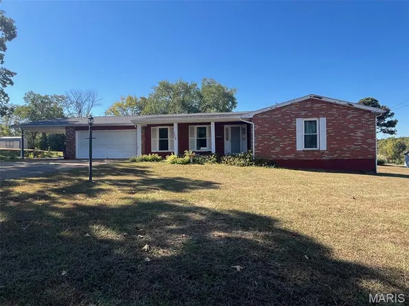 1102 Richeson Rd, Potosi, MO 63664