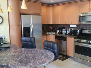 25 Cove Ln, Brooklyn, NY 11234