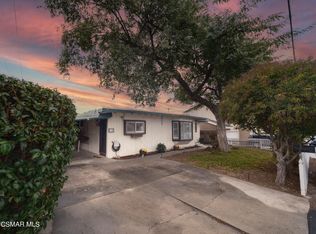 208 Houston Dr, Thousand Oaks, CA 91360