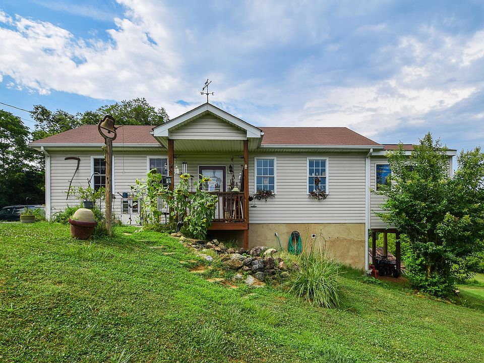 1st image of 3410 Mount Pleasant Blvd