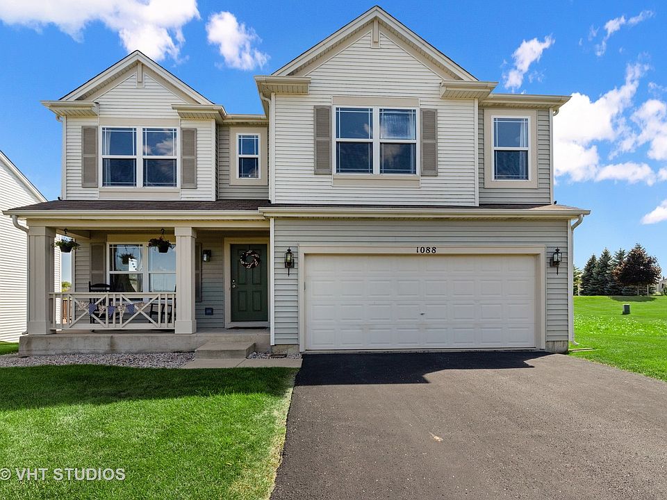 1st image of 1088 Holly Dr