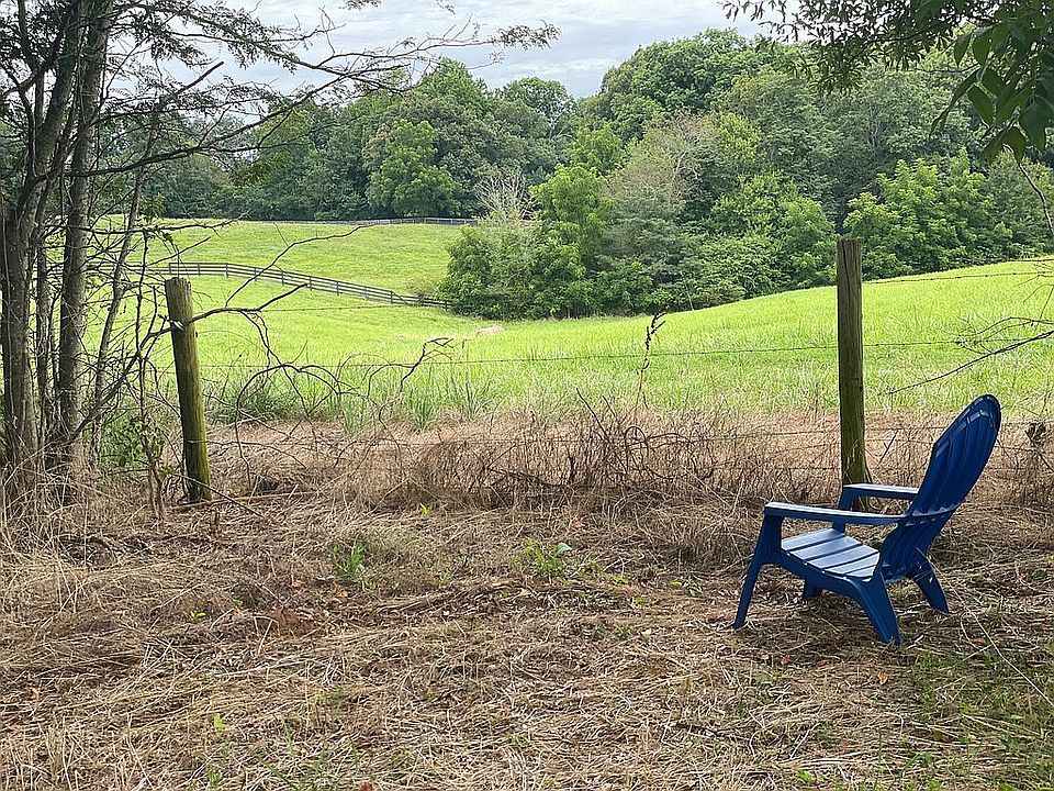 2nd image of 5886 Wade Whelchel Rd