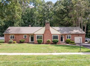 679 Laurel St, Longmeadow, MA 01106