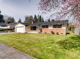 11475 SW Camden Ln, Beaverton, OR 97008