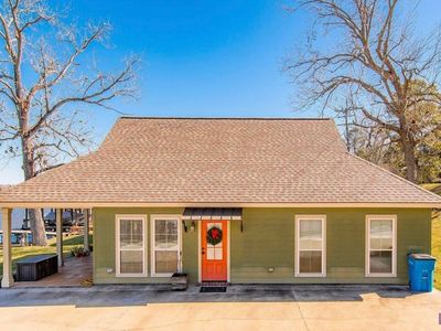 7060 False River Rd, Oscar, LA, 70762