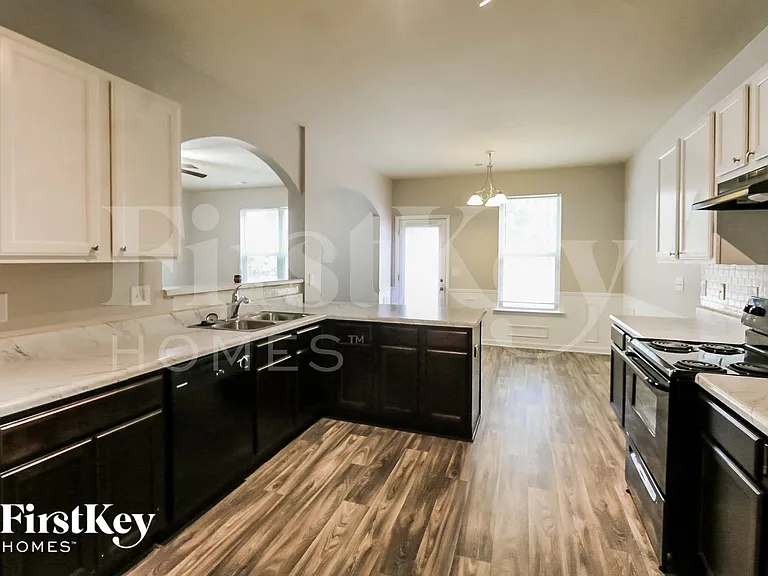 44 Southwind Cir — Photo 6