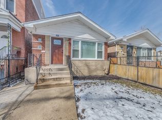 420 N Hamlin Ave, Chicago, IL