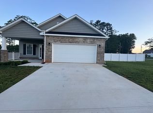 377 Traverse Dr, Evington, VA 24550