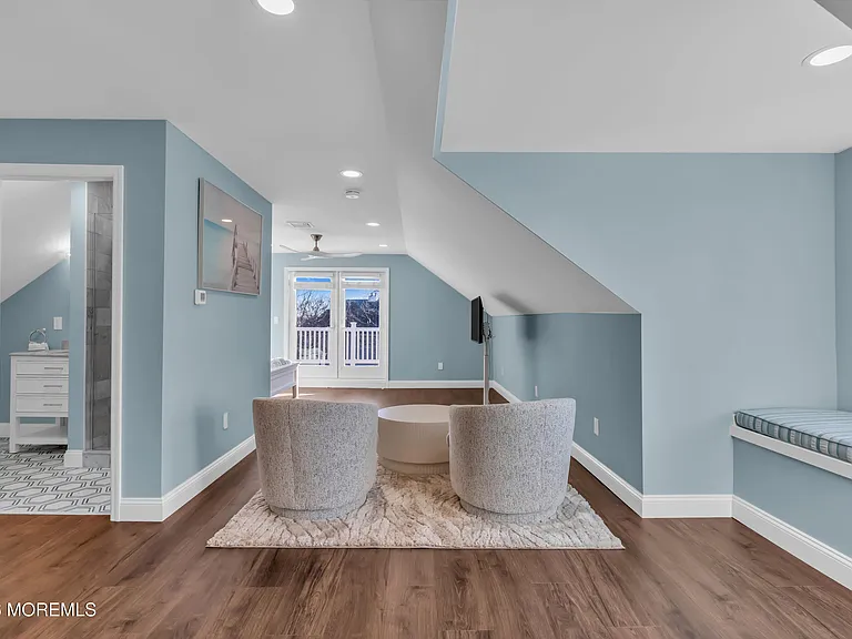 609 15th Ave — Photo 73