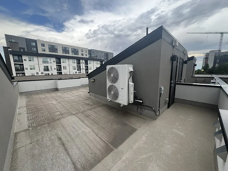 3700 N Marion St #102 — Photo 23