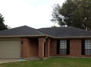 121 Rebecca Ln, Victoria, TX 77901