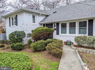 10710 Woodsdale Dr, Silver Spring, MD 20901