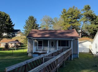 3093 River Rd, Clarksburg, WV 26301