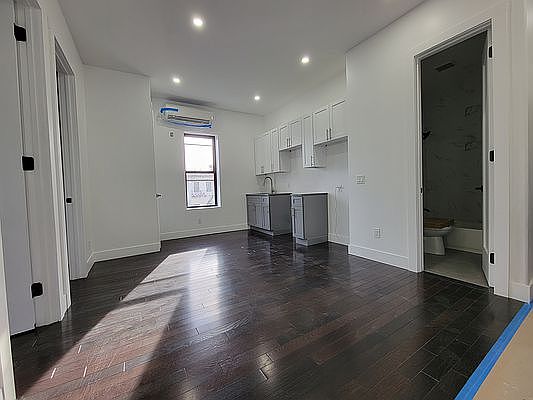 1st image of 392 Linden St #4A